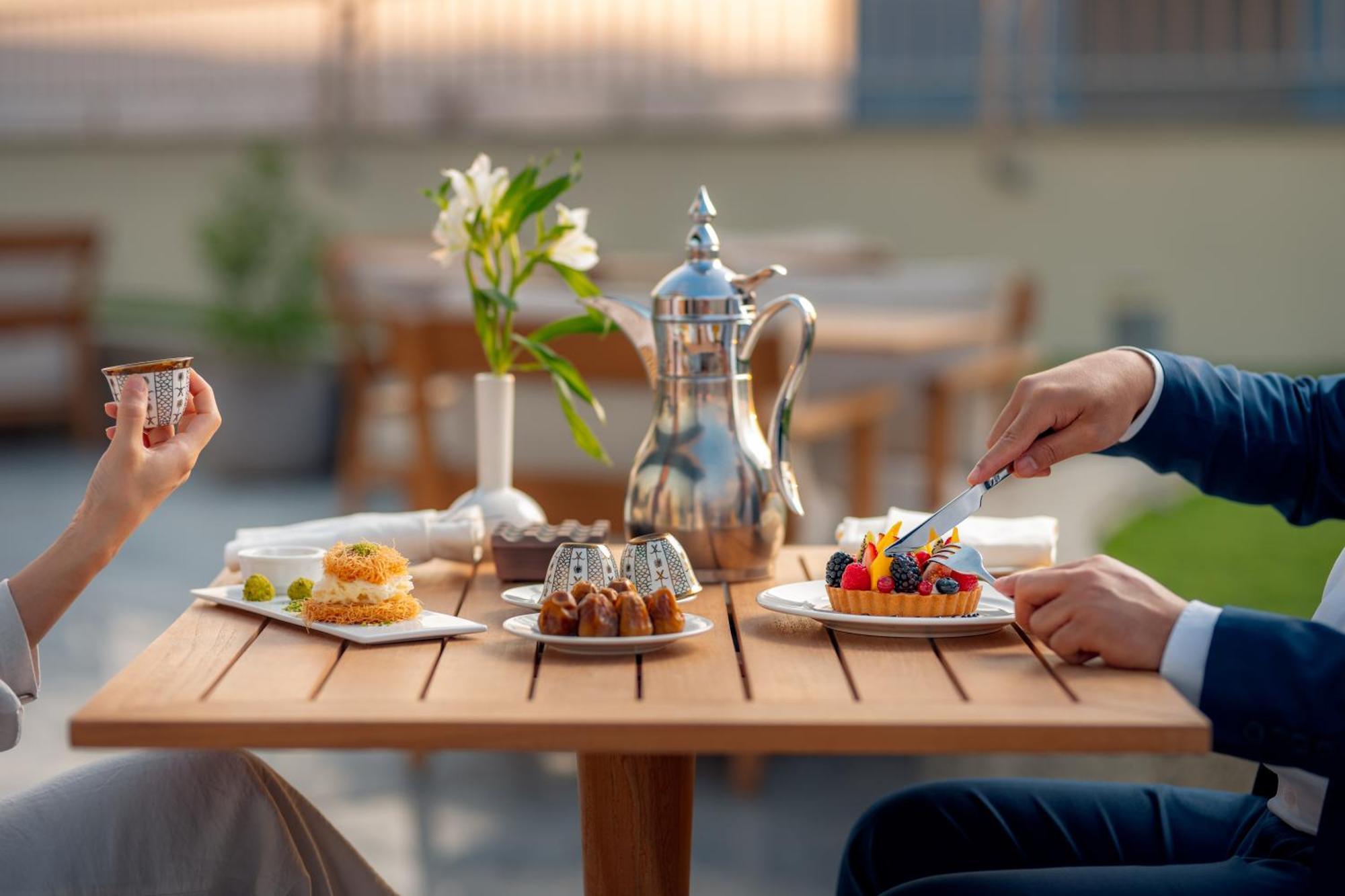 Rotana Al Manakha Madinah Hotel Медина Екстериор снимка