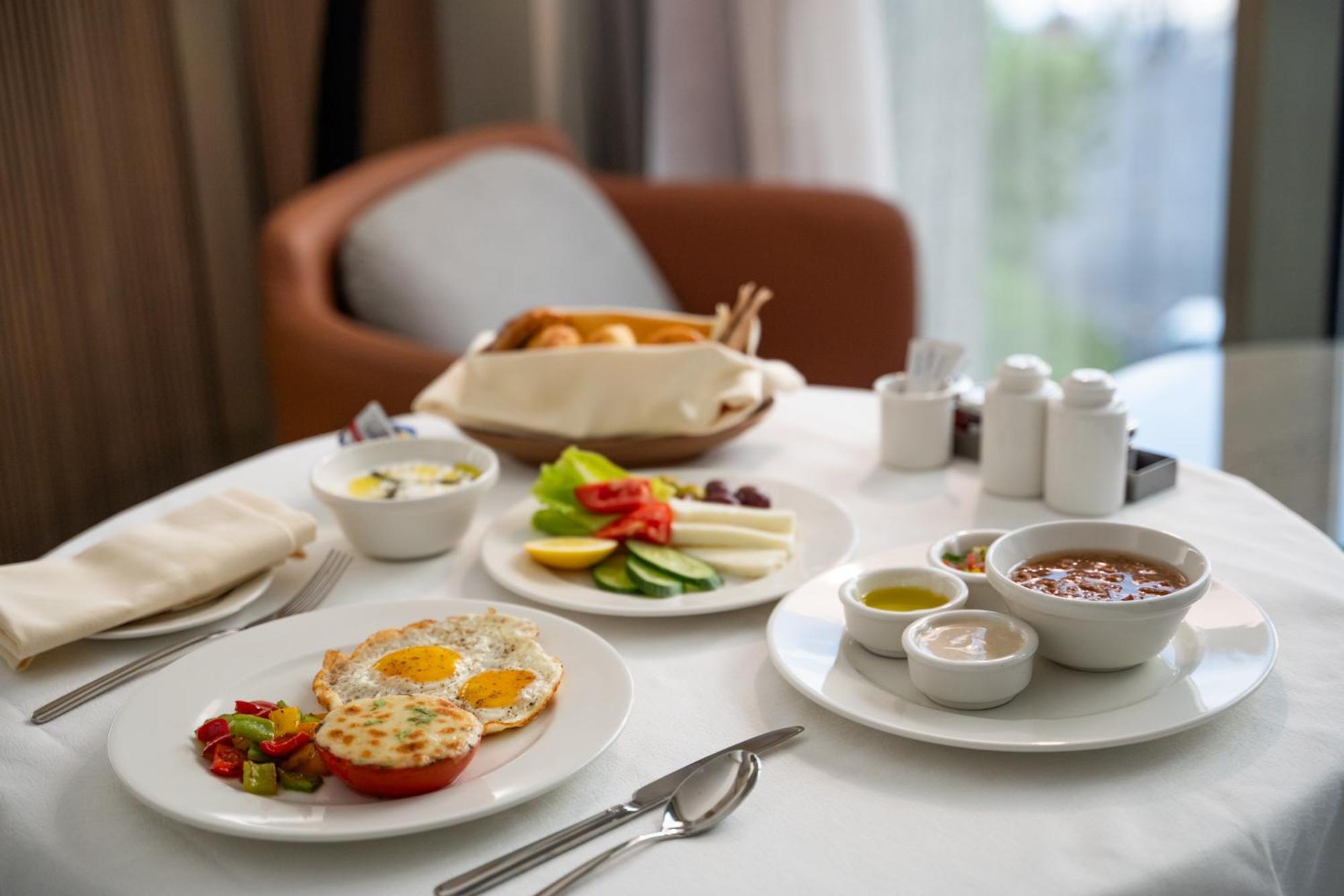 Rotana Al Manakha Madinah Hotel Медина Екстериор снимка